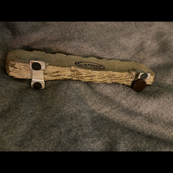 Live, love, laugh sign in faux stone material - Picture 4 of 4